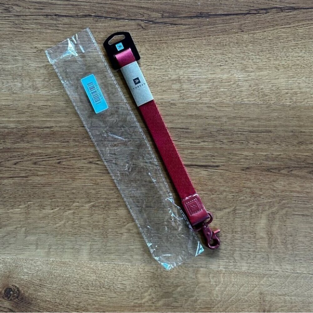 THREAD lanyard keychain BRAND NEW